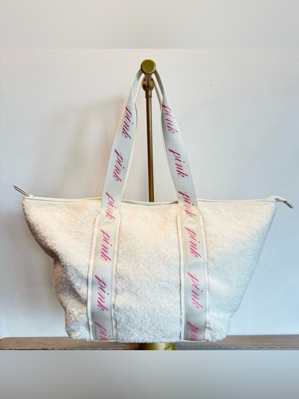 Victorias Secret‎ Pink Cozy Plush Faux Sherpa Weekender Travel Tote Shoulder Bag